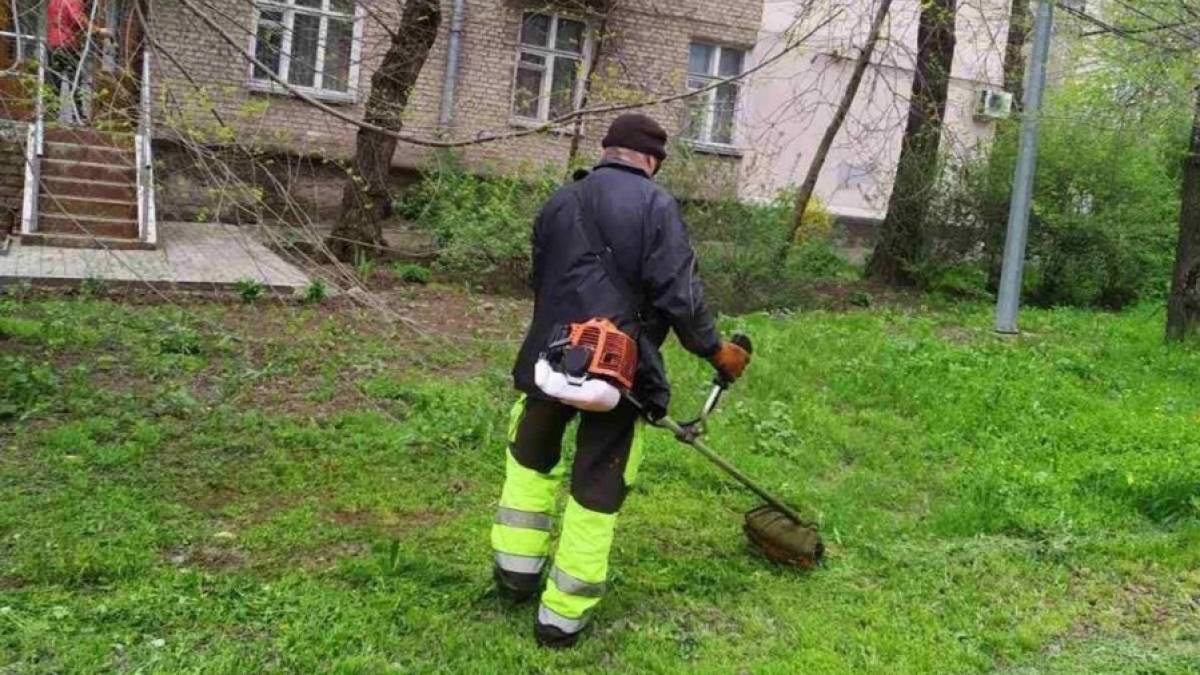 «Запоріжремсервіс» долучился до марафону прибирання