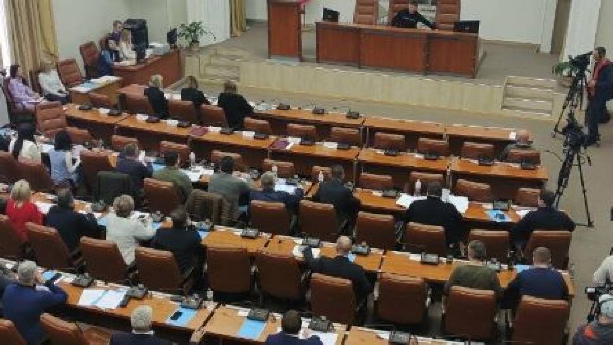 Один з депутатів Запорізької міськради склав повноваження