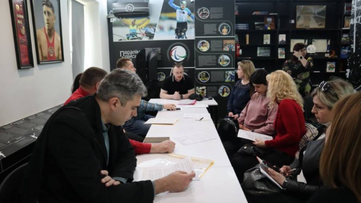 У Запоріжжі фахівці Держпродспоживслужби та підприємці обговорили актуальні питання ринкового нагляду