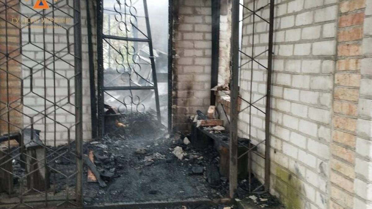 У Запорізькому районі горіли дачні будинки