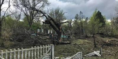 На Запоріжжі ворог наніс авіаудар по кладовищу: пошкоджено близько десяти могил