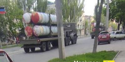 У бік Запоріжжя через Маріуполь пройшли тягачі рашистів із ракетами С-300