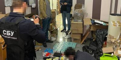 Поліція та СБУ прикрили ботоферми, які повідомляли про “мінування” та “теракти”