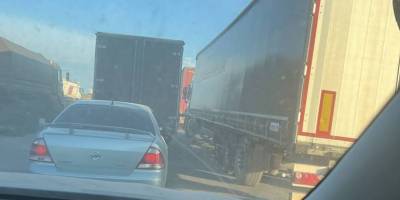 На Запоріжжі окупанти спровокували шалену паніку: по дорозі від Мелітополя до Криму – п’ятигодинні черги