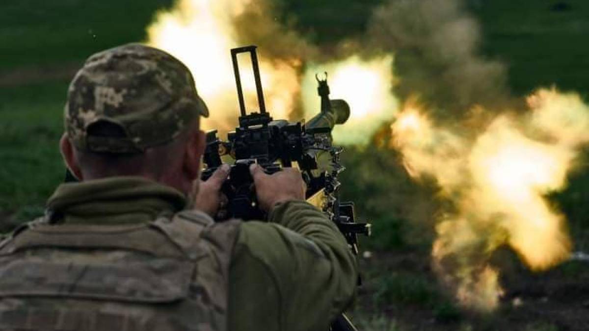 российские оккупанты потеряли на войне в Украине только за сутки 660 воинов, 18 артсистем и 6 танков  — Генштаб ВСУ