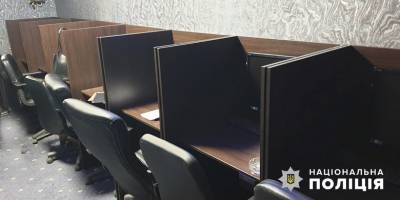 У Запоріжжі поліцейські закрили підпільний гральний зал