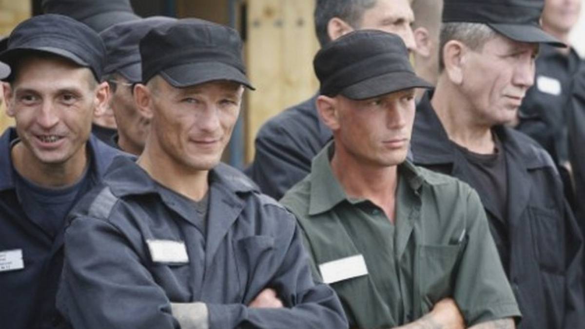 На Запоріжжя окупанти пригнали поповнення — зеків