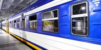 Внаслідок обстрілів Подільського регіону затримуються чотири поїзди (станом на 21.00 )