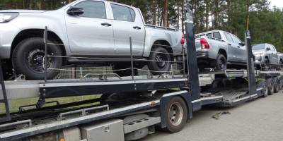Німеччина передала Україні ще 34 пікапи для військових