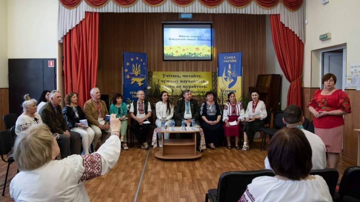 Запрошують на  «Поетичний травень»