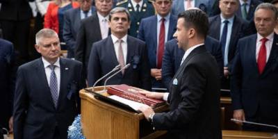 Новоизбранный президент Черногории принял присягу, вспомнив войну в Украине