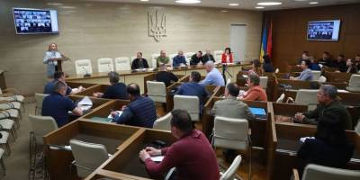 Чи вчасно запорізькі випускники отримають документи?