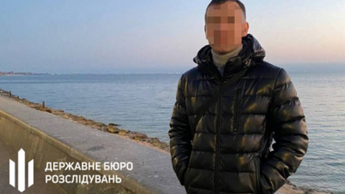 Зраднику з Бердянська, який вилучав майно у місцевих мешканців, повідомлено про підозру