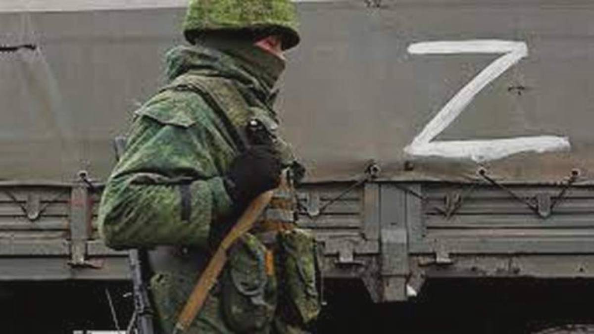 Окупанти перешкоджають виїзду на вільну територію Запорізької області чоловіків призовного віку