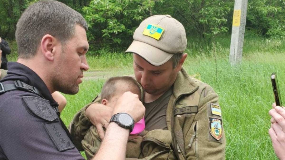 Стан дворічної Віолетти, яку знайшли у лісі після понад трьох діб пошуків, задовільний – вона в лікарні