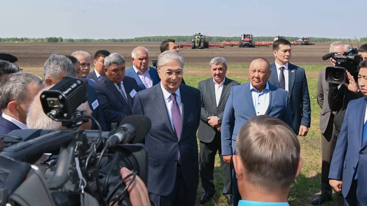 Токаев воспринял как шутку предложение  Казахстану вступить в союз россии и беларуси