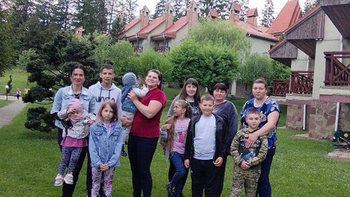 «Незламні мами» з Запорізької області можуть пройти реабілітацію в Карпатах