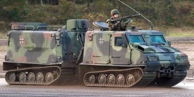 Германия передала Украине первые гусеничные вездеходы Bandvagn 206