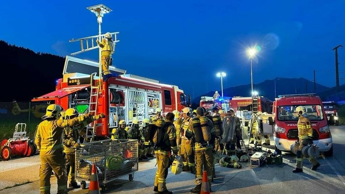 В Австрии эвакуировали около 200 пассажиров поезда, который загорелся в тоннеле