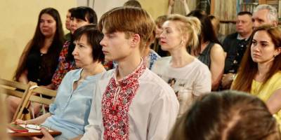 У Запоріжжі всьому світу презентували програму розвитку козацького звичаю