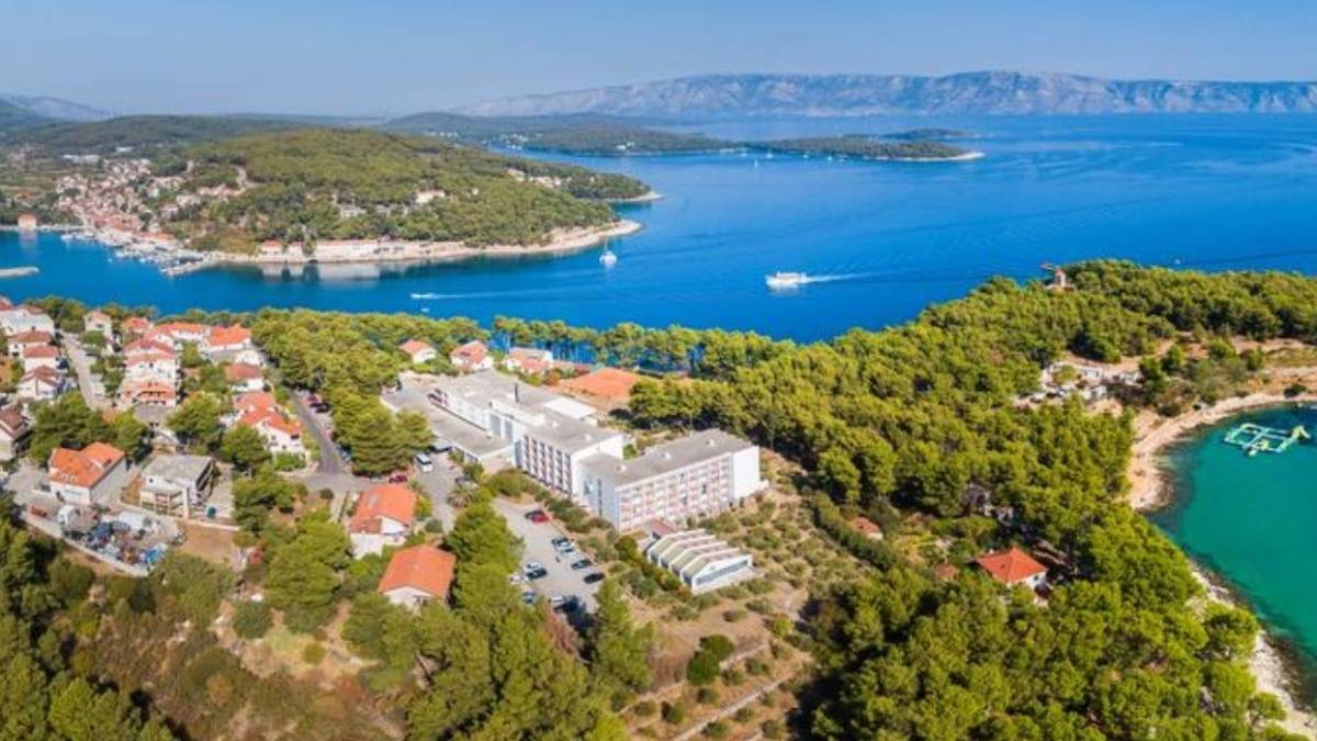 Хорватія вирішила боротися з невихованими туристами штрафами