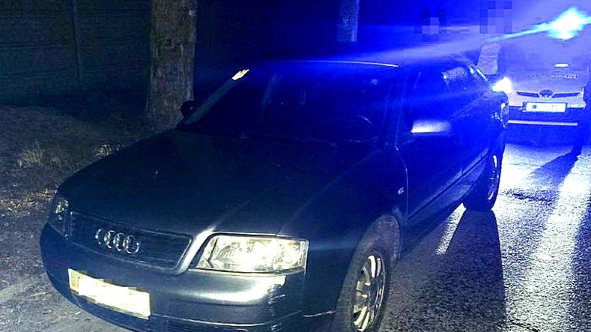 У Запоріжжі патрульні затримали водія з підробленими документами