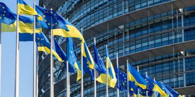 ЄС допомагає Україні долати наслідки руйнування дамби Каховської ГЕС