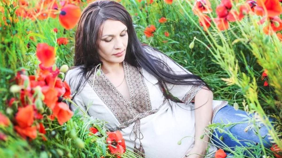 Чи підлягає оподаткуванню військовим збором сума соціальної допомоги по вагітності та пологах?