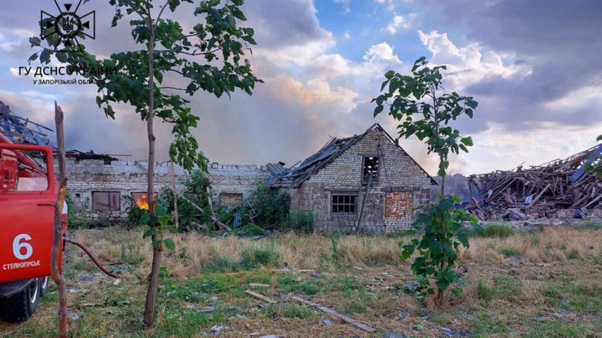 На Запоріжжі внаслідок ворожих обстрілів виникли 4 пожежі