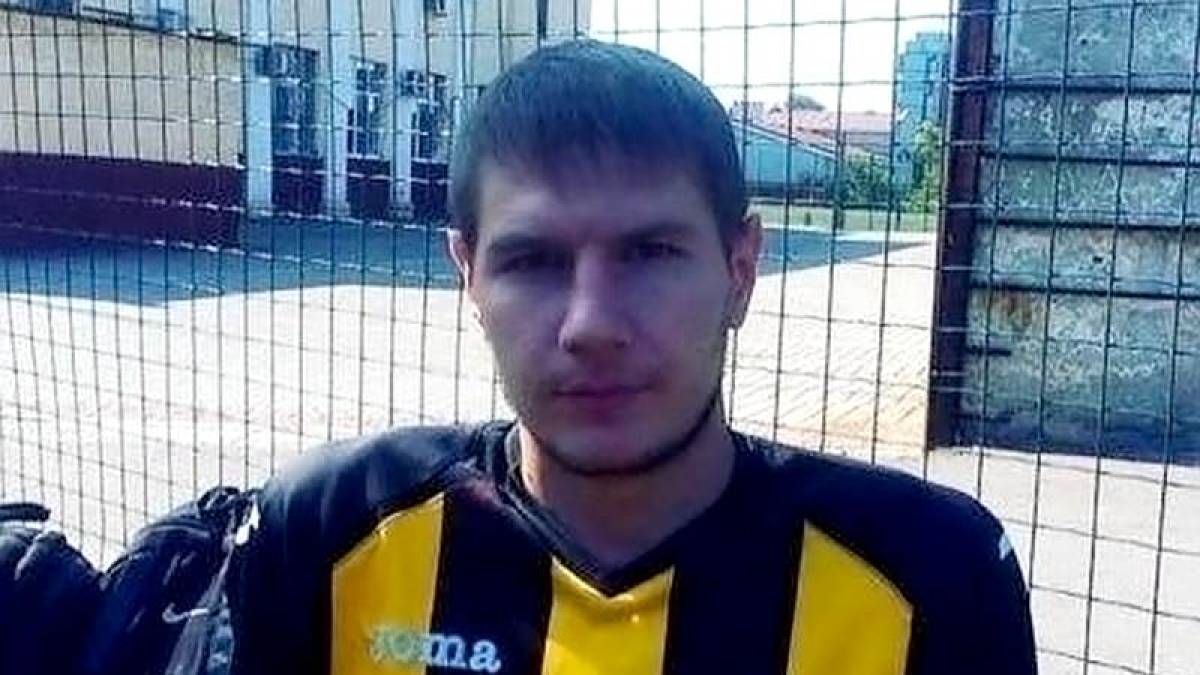 Сумують друзі, сумує футбол…