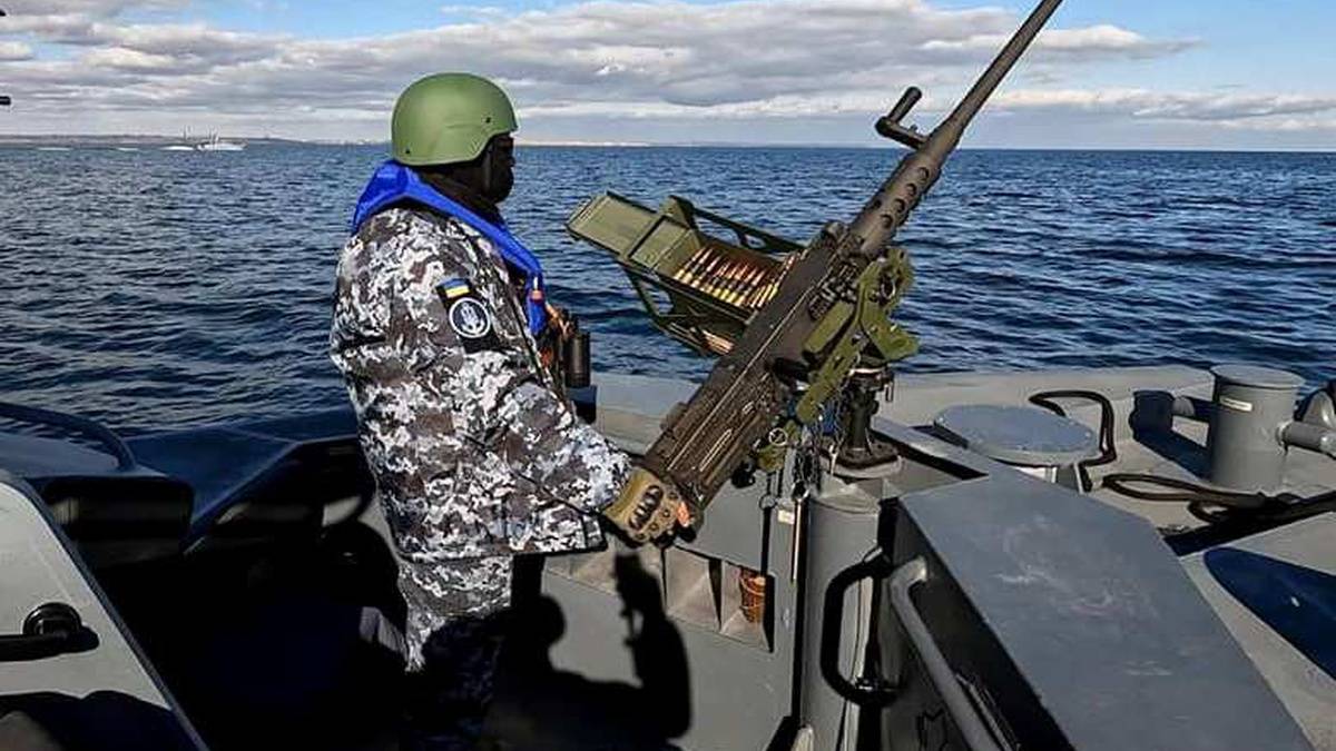 В Черном море находится 1 вражеский ракетоноситель «Калибров» – ВМС ВСУ
