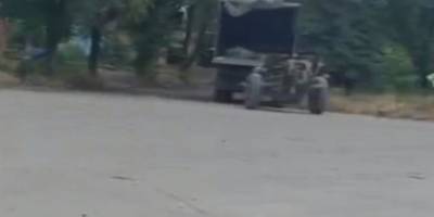 Розбиті на Бердянському напрямку гармати рашисти тягнуть на ремонт до Маріуполя