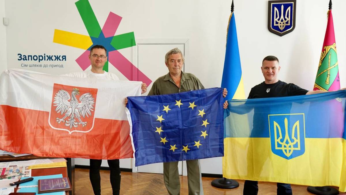 1750 кілометрів за 16 днів: до Запоріжжя велосипедом приїхав волонтер із Польщі