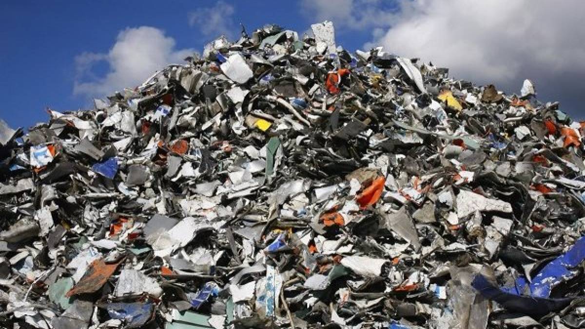 Внаслідок війни в Україні утворилося 10-12 мільйонів тонн сміття, – Міндовкілля