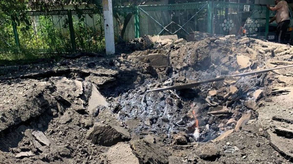 Запорізьку область ворог обстріляв 87 разів: поранено 4 людей, зруйновані будинки та комунікації