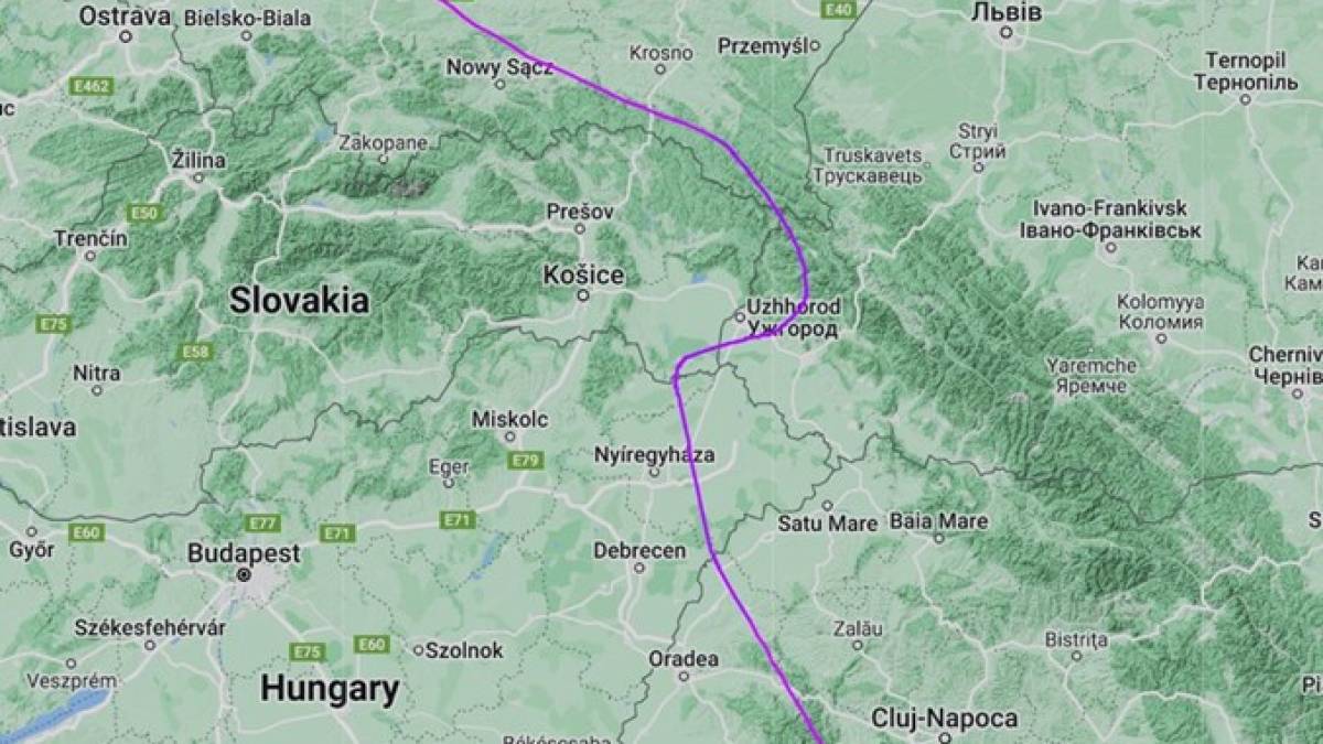 Grafika: Flightradar24.com