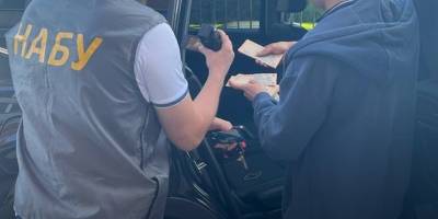 За вимагання коштів у бізнесмена-волонтера затримано голову Тернопільської облради та двох заступників голови ВЦА