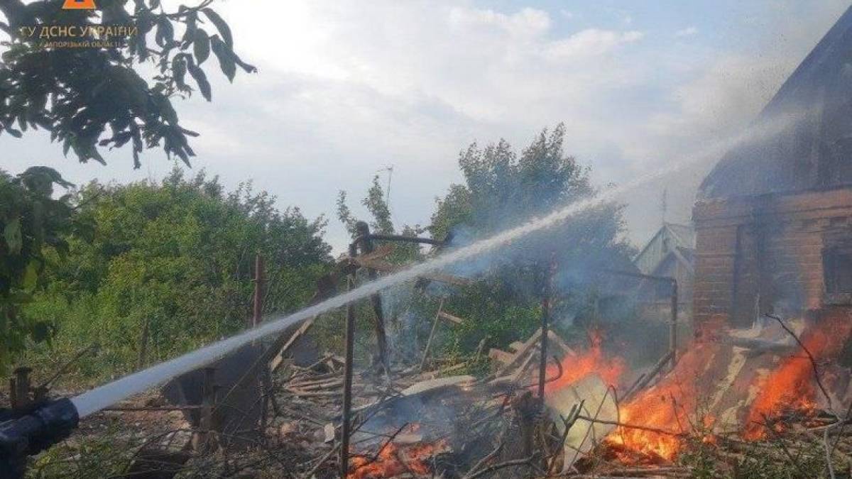У Запорізькій області від ворожих обстрілів виникли 3 пожежі