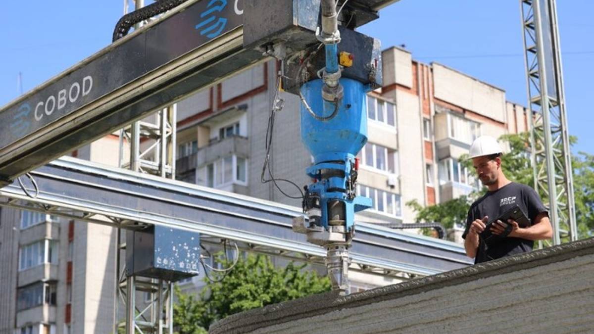 У Львові будують першу в Європі школу за допомогою 3D-друку (відео)