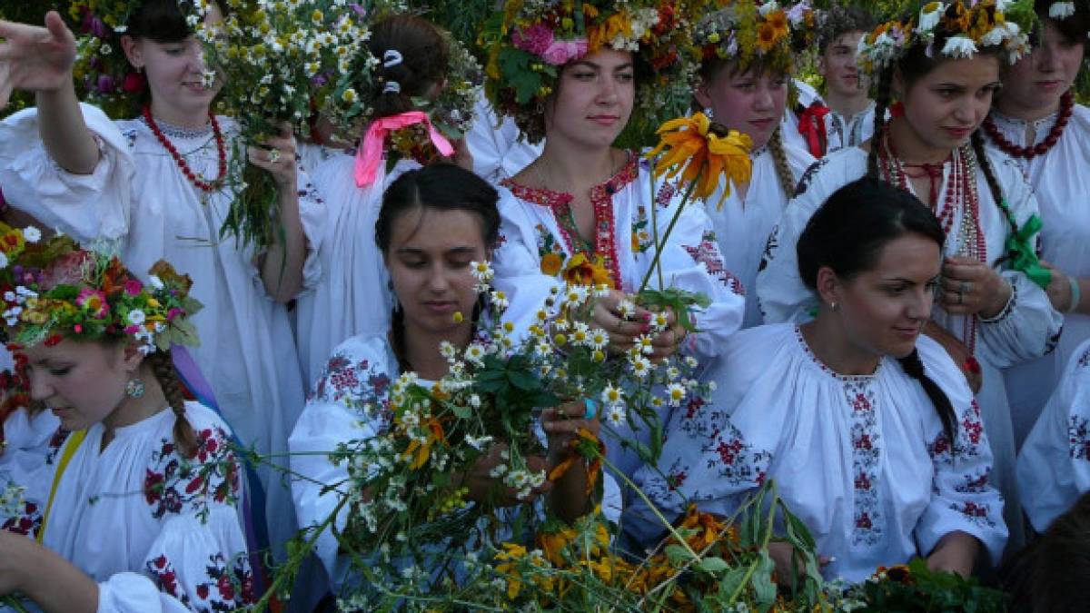 Магічна ніч вогнів та обрядів: святкування Івана Купала