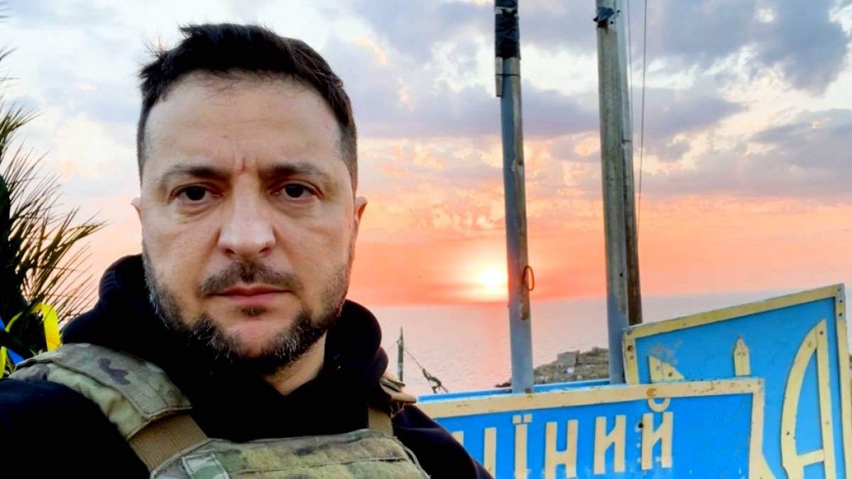 Зміїний. Вільний острів вільної України. Звернення Президента зранку 500-го дня війни