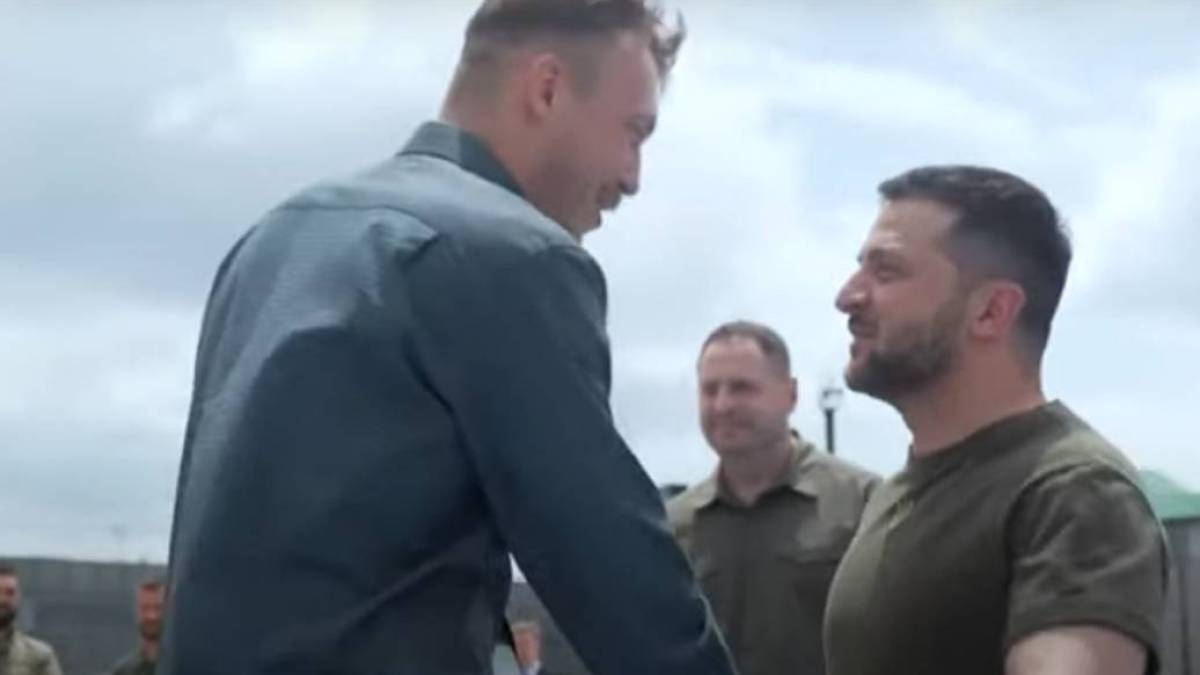 Україна повернула з Туреччини командирів захисників “Азовсталі”: вони їдуть додому із Зеленським
