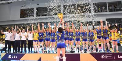 www.facebook.com/volleyballua