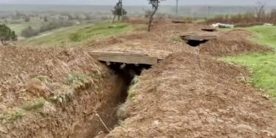 У Бердянському районі окупанти нарили сотні кілометрів окопів