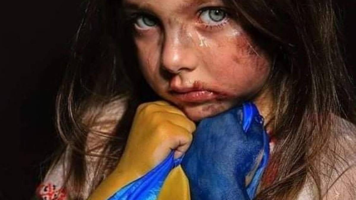 Сирени, вибухи, бомбосховища, міни, дула автоматів, мрія про вдосталь їжі і води…