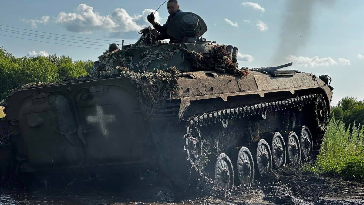 Общие боевые потери противника с 24.02.22 по 15.07.23 – Генштаб ВСУ: 237180 (+590) человек, 425 (+2) средств ПВО, 4463 (+14) артсистем, 8019 (+11) ББМ