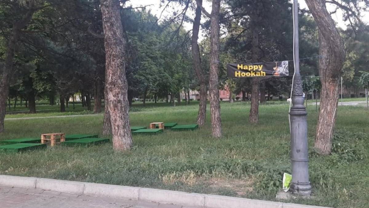 У центрі Запоріжжя, поруч із міськрадою, незаконно працювала кальянна