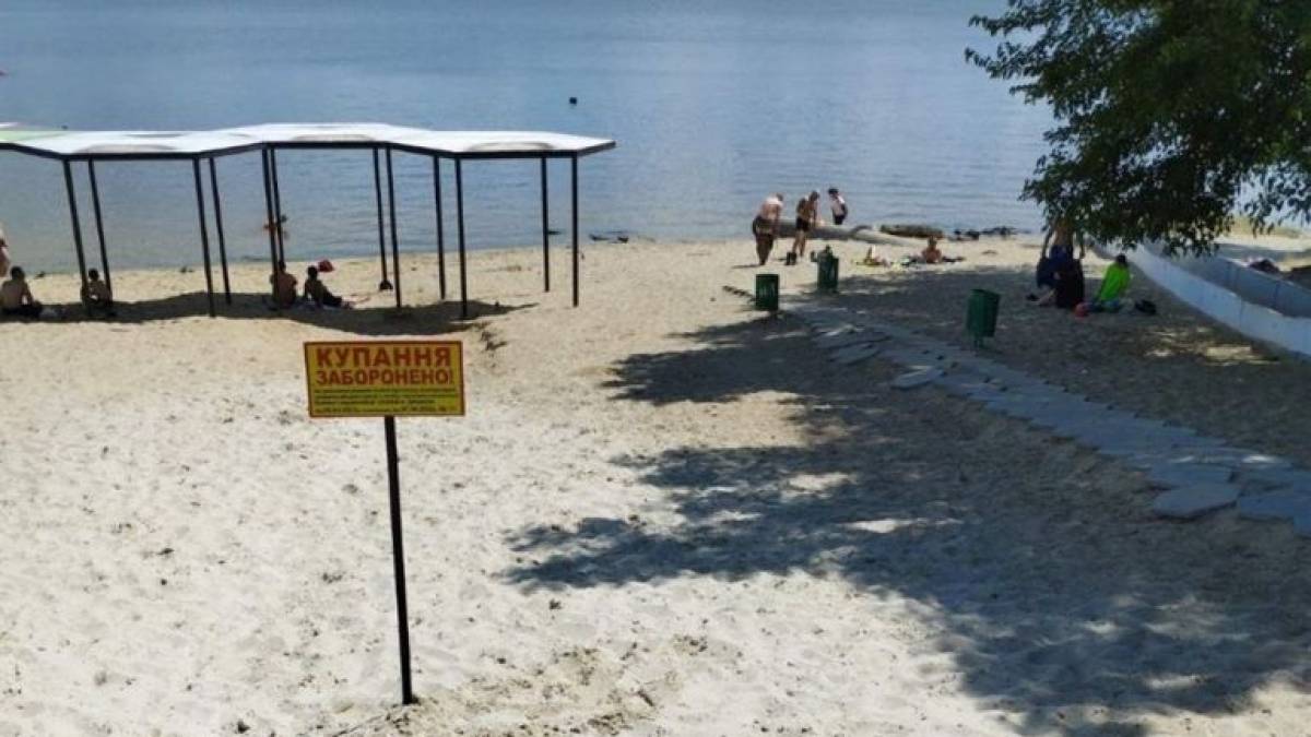Запоріжцям нагадують про небезпеку купання у Дніпрі
