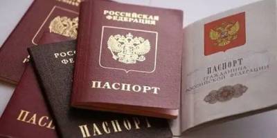 На Запоріжжі окупанти видають повістки молоді, яка отримала паспорти рф
