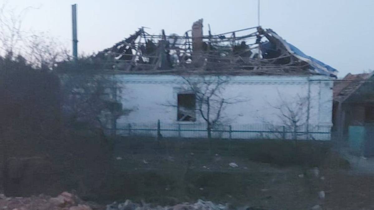 Запорізьку область ворог обстріляв 82 рази: від удару керованої авіабомби постраждали дві родини